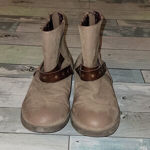 Blowfish Brown Boots sz 4 Youth